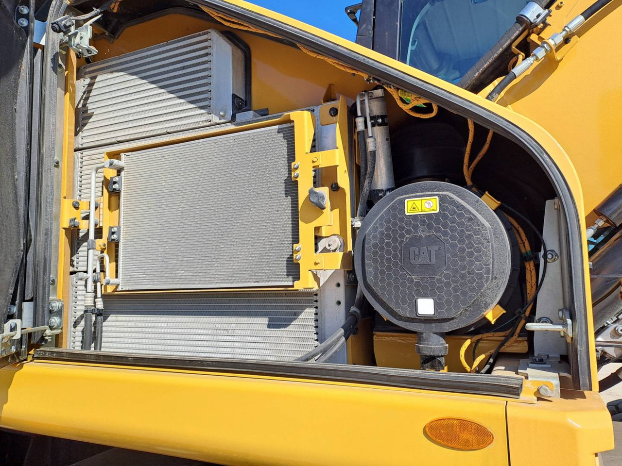 Hjulgravemaskine CAT MH3024: billede 16