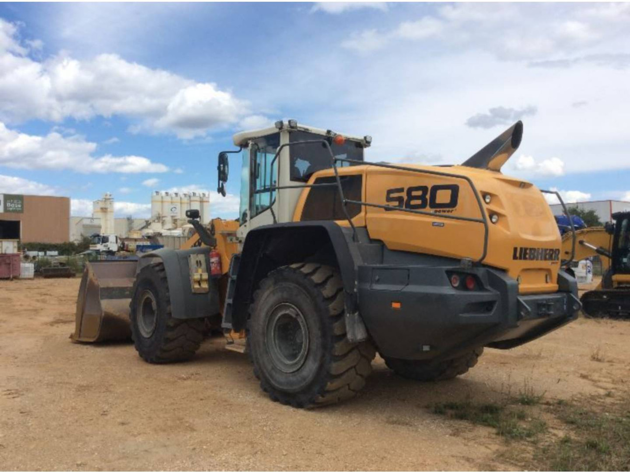 LIEBHERR L580 - Gummihjulslæsser: billede 2 LIEBHERR L580 - Gummihjulslæsser: billede 2