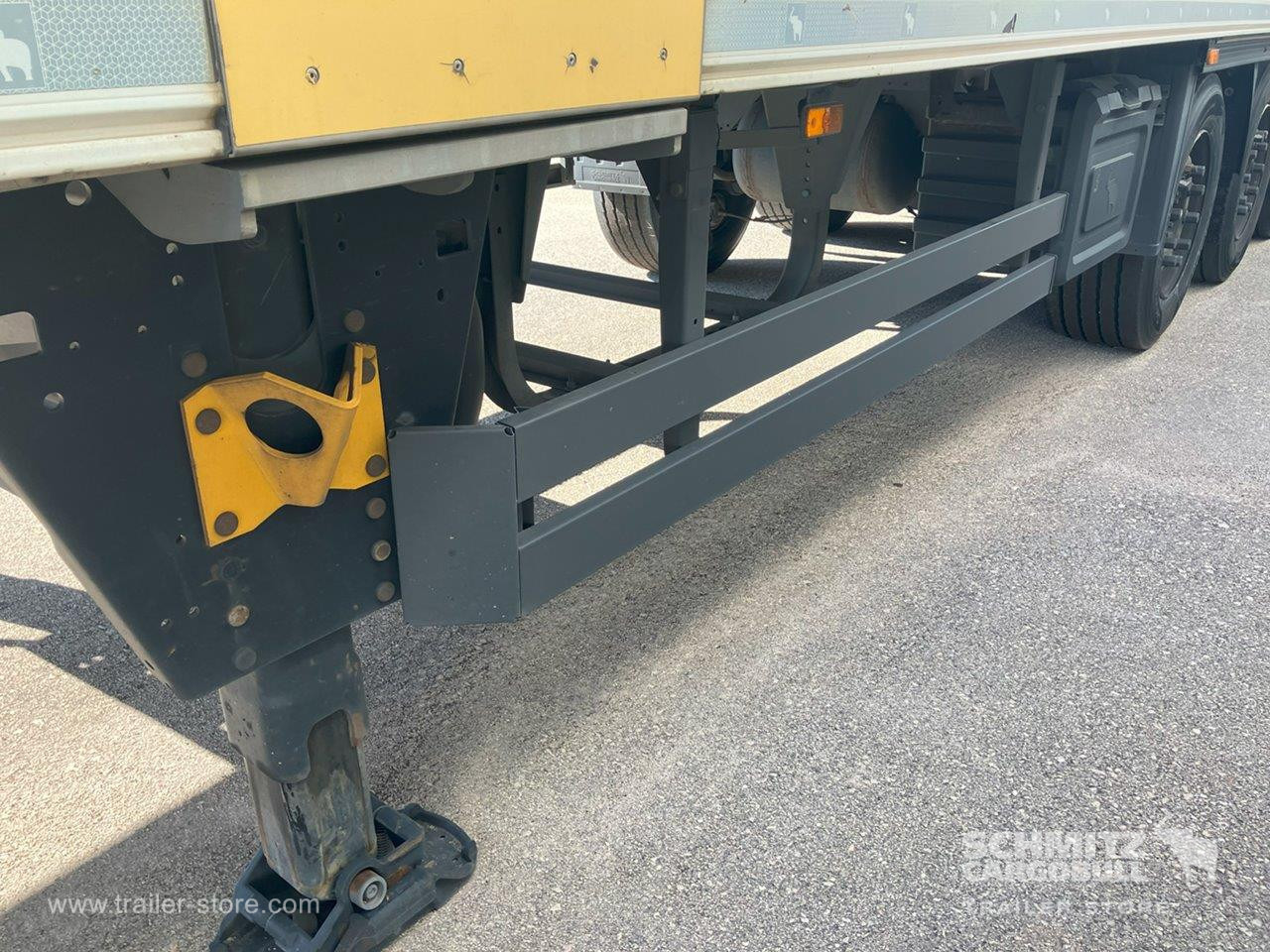 SCHMITZ Semiremolque Frigo Standard - Isotermisk sættevogn: billede 2 SCHMITZ Semiremolque Frigo Standard - Isotermisk sættevogn: billede 2