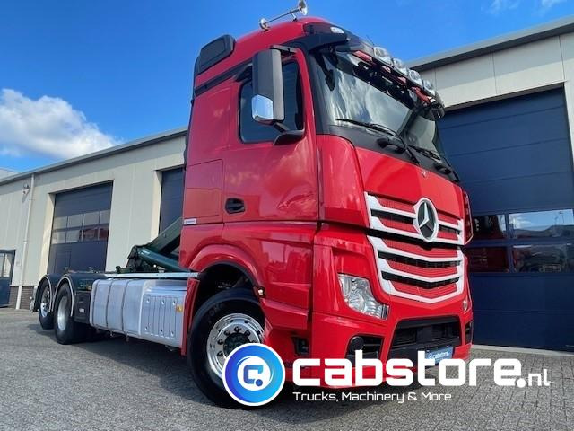 Mercedes-Benz ACTROS 2542 6x2 Euro 6 - HIAB-Multilift 26 Ton's Haakarmsysteem - Containerlift -Bouwjaar 2016 - Km 544.497 - Lastbil kroghejs: billede 2 Mercedes-Benz ACTROS 2542 6x2 Euro 6 - HIAB-Multilift 26 Ton's Haakarmsysteem - Containerlift -Bouwjaar 2016 - Km 544.497 - Lastbil kroghejs: billede 2