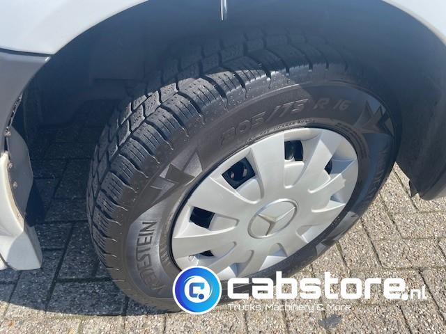 Minibus, Persontransport Mercedes-Benz SPRINTER  211 CDI - L2/H2-  Automatische versnellingsbak - 9 Persoons - Bouwjaar 2009 - APK tot 17-01-2026 ! - Side bars - Privacy glas - Airco: billede 17