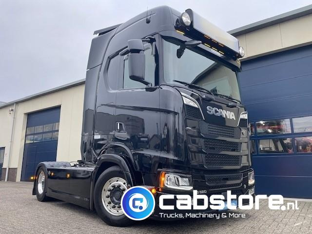 Scania S520 A 4X2NB V8 Euro 6 - Hydrauliek unit - Volledig luchtgeveerd - RETARDER - Bouwjaar 2019 - Km stand 886.500 - S-Highline - NL truck - Trækker: billede 1 Scania S520 A 4X2NB V8 Euro 6 - Hydrauliek unit - Volledig luchtgeveerd - RETARDER - Bouwjaar 2019 - Km stand 886.500 - S-Highline - NL truck - Trækker: billede 1