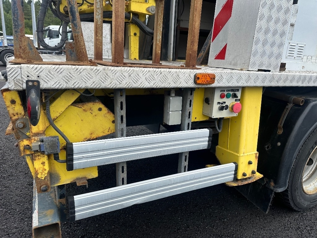 Lastbil med kran DAF 55.180 henkilönostin: billede 7