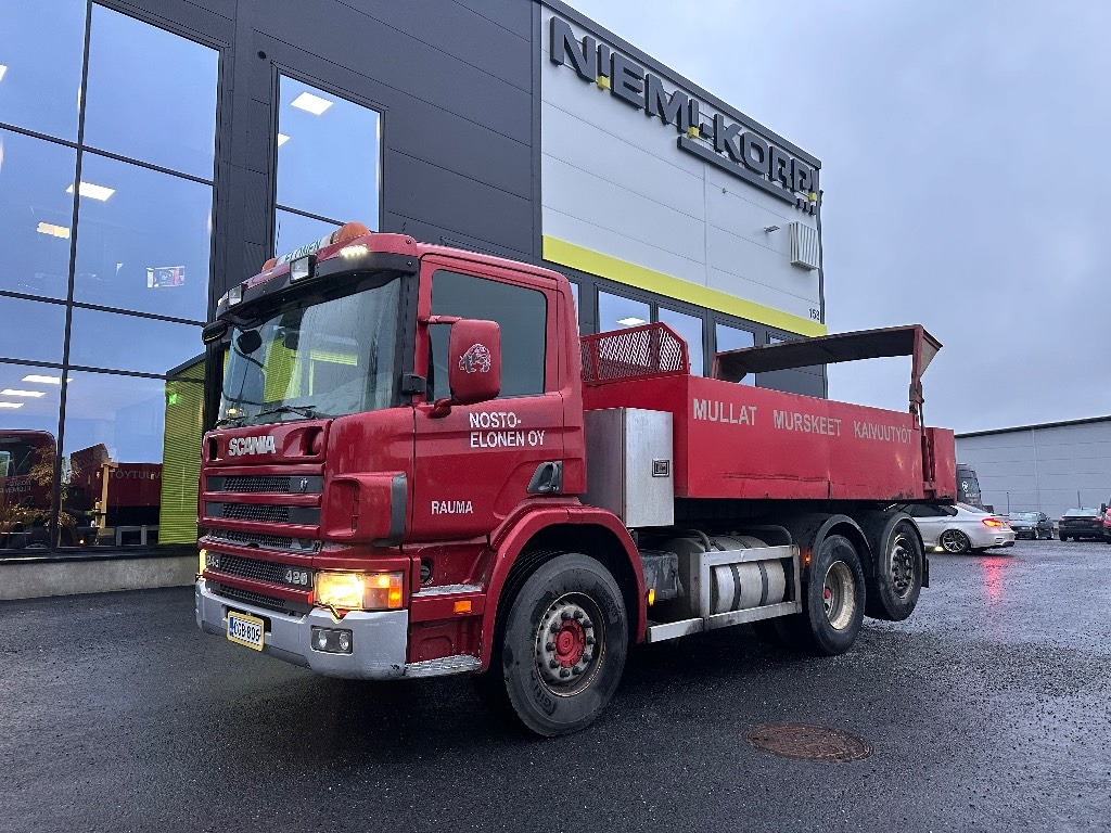 Scania P 124 6x2 - Tipvogn lastbil: billede 1 Scania P 124 6x2 - Tipvogn lastbil: billede 1