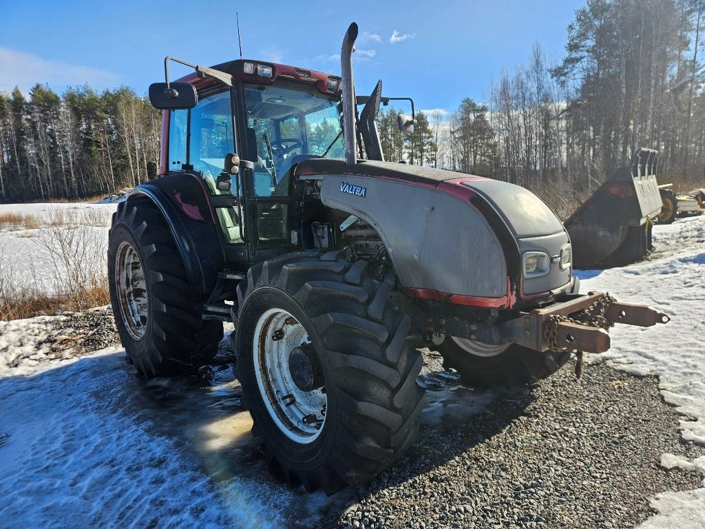 Valtra T 170 - Traktor: billede 3 Valtra T 170 - Traktor: billede 3