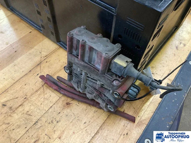 DAF ECAS valve block – DAF 2020257 - Elektrisk system for Lastbil: billede 3 DAF ECAS valve block – DAF 2020257 - Elektrisk system for Lastbil: billede 3