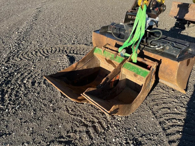 Bæltegravemaskine KOMATSU PC80MR: billede 8 Bæltegravemaskine KOMATSU PC80MR: billede 8