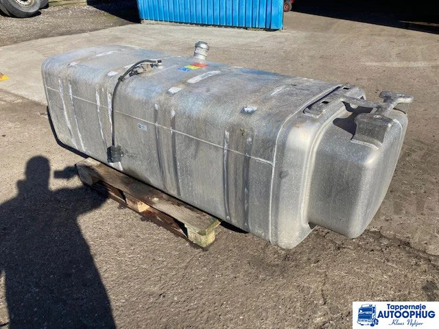 Scania Diesel tank 1000 liter Scania 1896480 - Brændstoftank for Lastbil: billede 2 Scania Diesel tank 1000 liter Scania 1896480 - Brændstoftank for Lastbil: billede 2