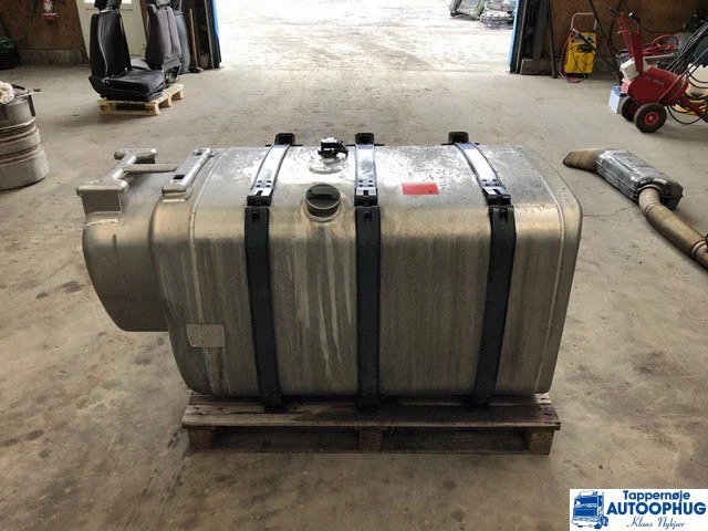 Scania Diesel tank – Fuel tank P/N: 2132702 - Brændstoftank for Lastbil: billede 1 Scania Diesel tank – Fuel tank P/N: 2132702 - Brændstoftank for Lastbil: billede 1