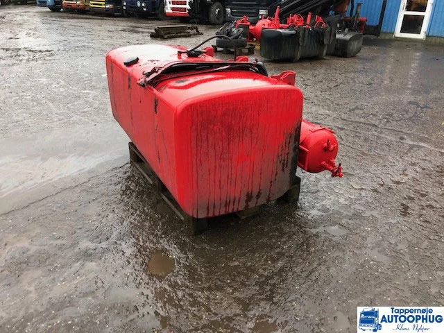 Scania brændstoftank 700L P/N: 1871192 / 1517309 - Brændstoftank for Lastbil: billede 4 Scania brændstoftank 700L P/N: 1871192 / 1517309 - Brændstoftank for Lastbil: billede 4