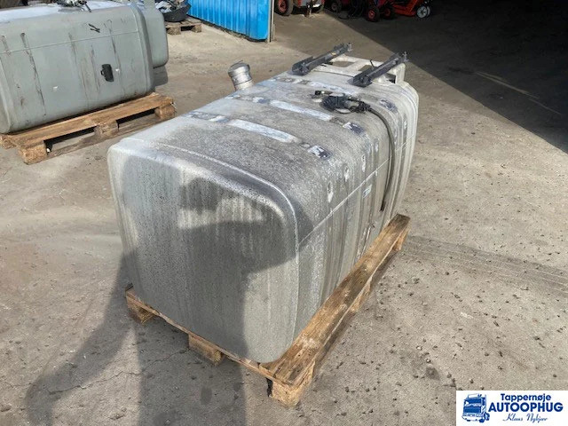 Scania fuel tank 610 liter Scania 2132702 - Brændstoftank for Lastbil: billede 3 Scania fuel tank 610 liter Scania 2132702 - Brændstoftank for Lastbil: billede 3