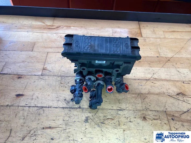 Volvo 22225552 – Volvo Rear axle modulator - Elektrisk system for Lastbil: billede 1 Volvo 22225552 – Volvo Rear axle modulator - Elektrisk system for Lastbil: billede 1