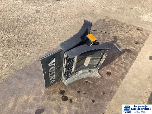 Volvo FH / FM Bagskærme - Karosseri og udvendig for Lastbil: billede 2 Volvo FH / FM Bagskærme - Karosseri og udvendig for Lastbil: billede 2