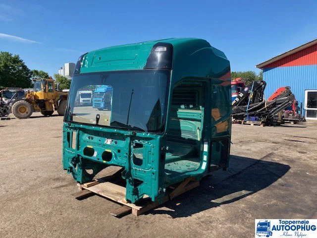Volvo FH4 førerhus / cabine / CAP HI 215 - Karosseri og udvendig for Lastbil: billede 2 Volvo FH4 førerhus / cabine / CAP HI 215 - Karosseri og udvendig for Lastbil: billede 2