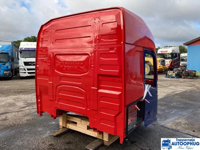 Volvo FH4 førerhus / cabine / CAP HI 215 - Førerhus og interiør for Lastbil: billede 3 Volvo FH4 førerhus / cabine / CAP HI 215 - Førerhus og interiør for Lastbil: billede 3