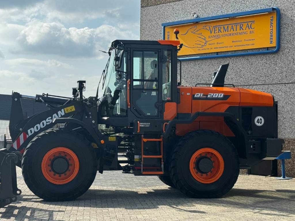 Doosan DEVELON /DL200-7, central lubrication, 2022 - Skridstyret minilæsser: billede 4 Doosan DEVELON /DL200-7, central lubrication, 2022 - Skridstyret minilæsser: billede 4