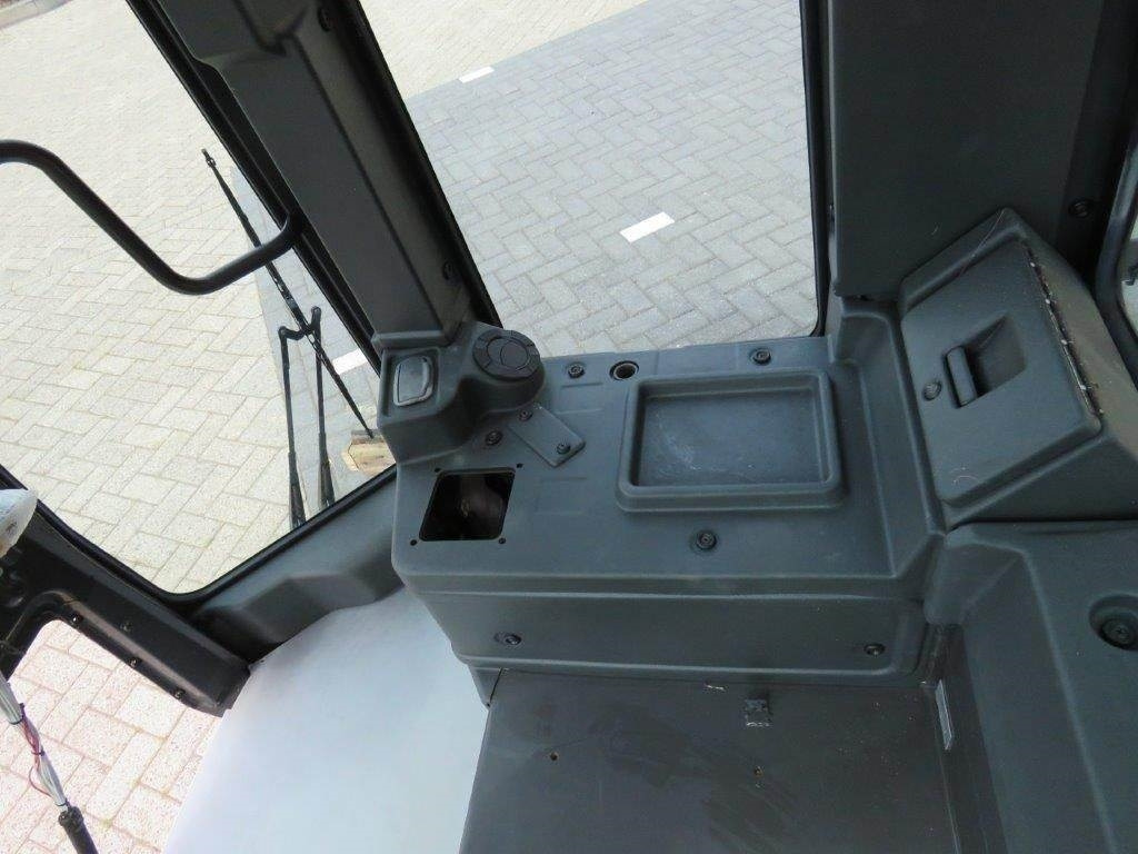 Førerhus for Entreprenørmaskin New Holland CE: billede 12