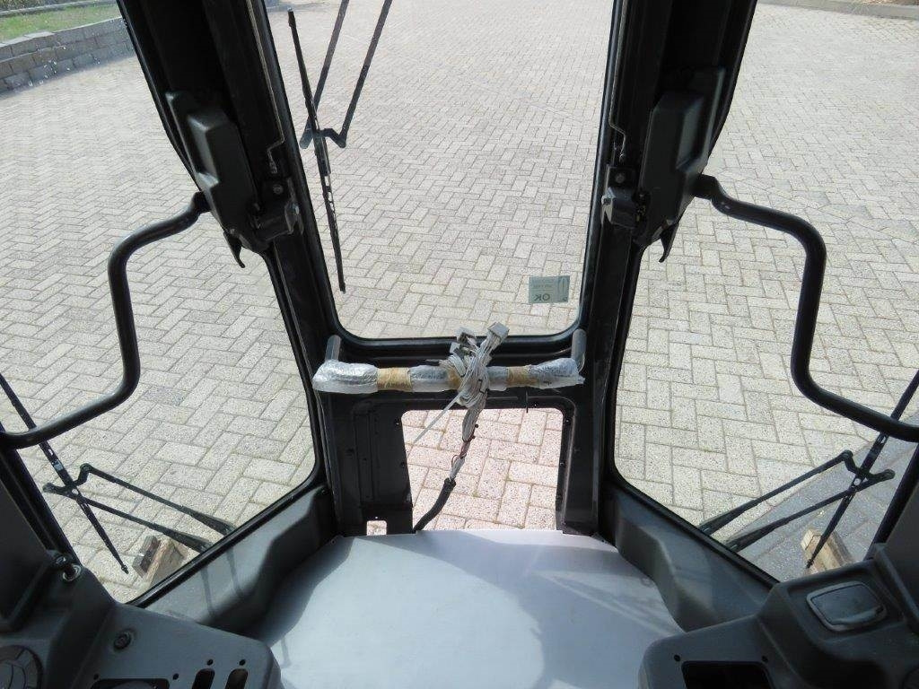 Førerhus for Entreprenørmaskin New Holland CE: billede 18