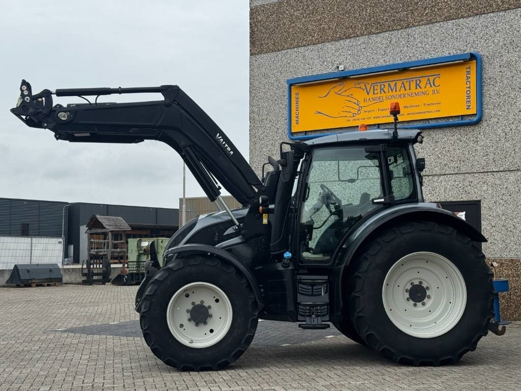 Valtra N174D, Frontlinkage + PTO, Frontloader, 3846 hours - Traktor: billede 2 Valtra N174D, Frontlinkage + PTO, Frontloader, 3846 hours - Traktor: billede 2
