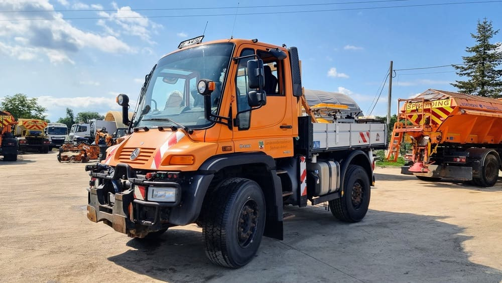 MERCEDES-BENZ Unimog U400 - Kommunal traktor: billede 1 MERCEDES-BENZ Unimog U400 - Kommunal traktor: billede 1