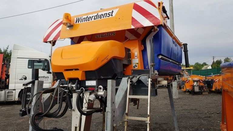 Schmidt Solarko piaskarka SCHMIDT STRATOS 5m3 - Sand-/ Saltspreder for Utility/ Speciel maskine: billede 2 Schmidt Solarko piaskarka SCHMIDT STRATOS 5m3 - Sand-/ Saltspreder for Utility/ Speciel maskine: billede 2