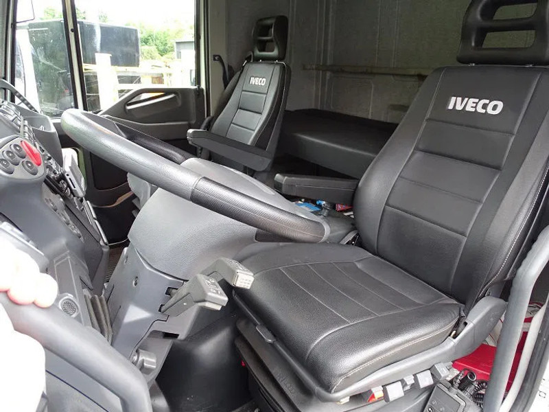 Leje en Iveco Eurocargo 12.250 AUT LEER CAM CAMPERUNIT TKM 31000 Iveco Eurocargo 12.250 AUT LEER CAM CAMPERUNIT TKM 31000: billede 6 Leje en Iveco Eurocargo 12.250 AUT LEER CAM CAMPERUNIT TKM 31000 Iveco Eurocargo 12.250 AUT LEER CAM CAMPERUNIT TKM 31000: billede 6