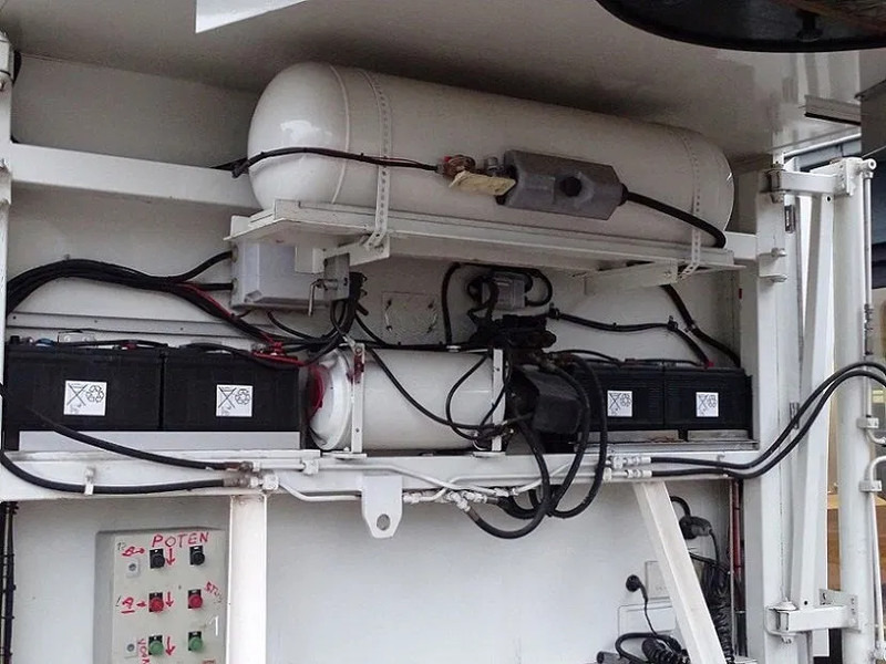 Leje en Iveco Eurocargo 12.250 AUT LEER CAM CAMPERUNIT TKM 31000 Iveco Eurocargo 12.250 AUT LEER CAM CAMPERUNIT TKM 31000: billede 10 Leje en Iveco Eurocargo 12.250 AUT LEER CAM CAMPERUNIT TKM 31000 Iveco Eurocargo 12.250 AUT LEER CAM CAMPERUNIT TKM 31000: billede 10