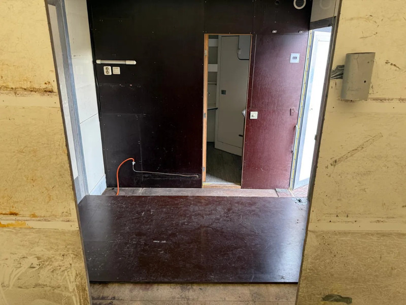 Volvo FL 12.240 Airco 2x bed Douche Heater - Lastbil varevogn: billede 4 Volvo FL 12.240 Airco 2x bed Douche Heater - Lastbil varevogn: billede 4