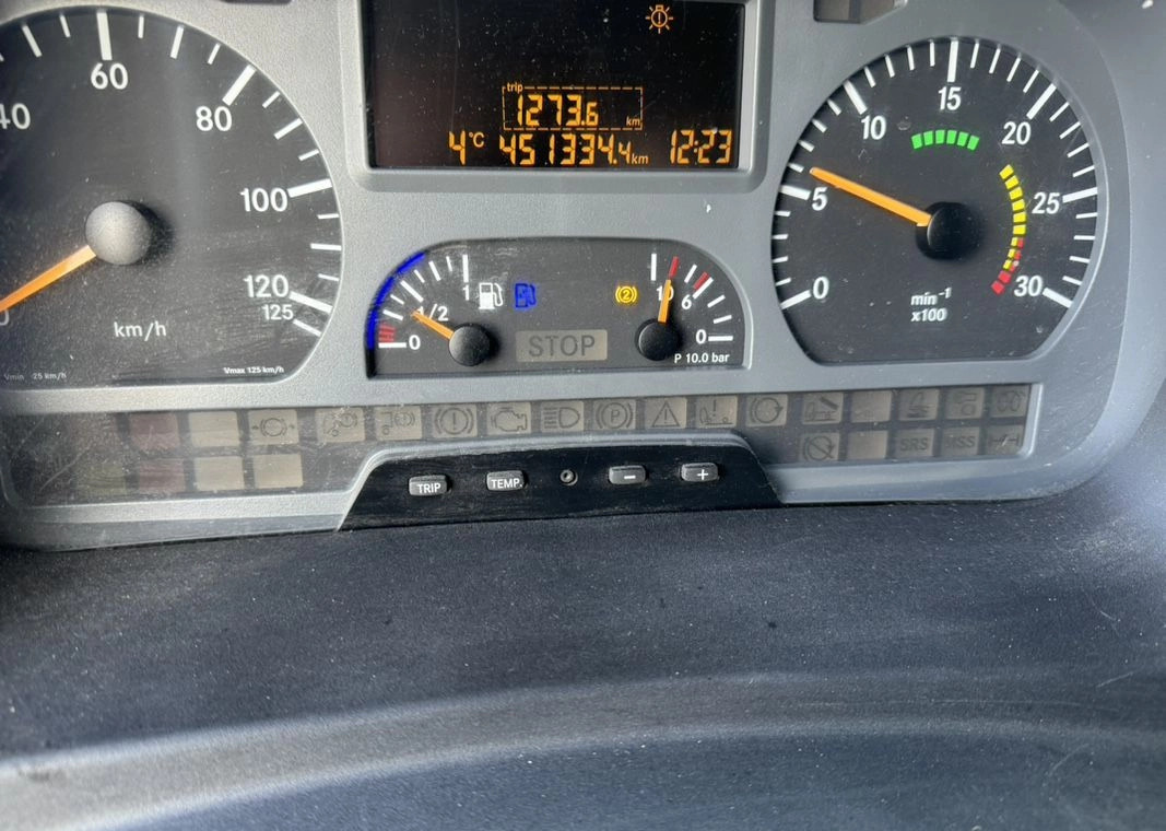 MERCEDES-BENZ ATEGO 1324 Sprowadzony - Isotermisk lastbil: billede 5 MERCEDES-BENZ ATEGO 1324 Sprowadzony - Isotermisk lastbil: billede 5