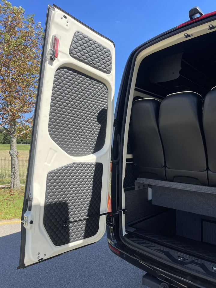 Leje en MERCEDES-BENZ SPRINTER 519 CDI (MB BUSPERFECT) MERCEDES-BENZ SPRINTER 519 CDI (MB BUSPERFECT): billede 18 Leje en MERCEDES-BENZ SPRINTER 519 CDI (MB BUSPERFECT) MERCEDES-BENZ SPRINTER 519 CDI (MB BUSPERFECT): billede 18