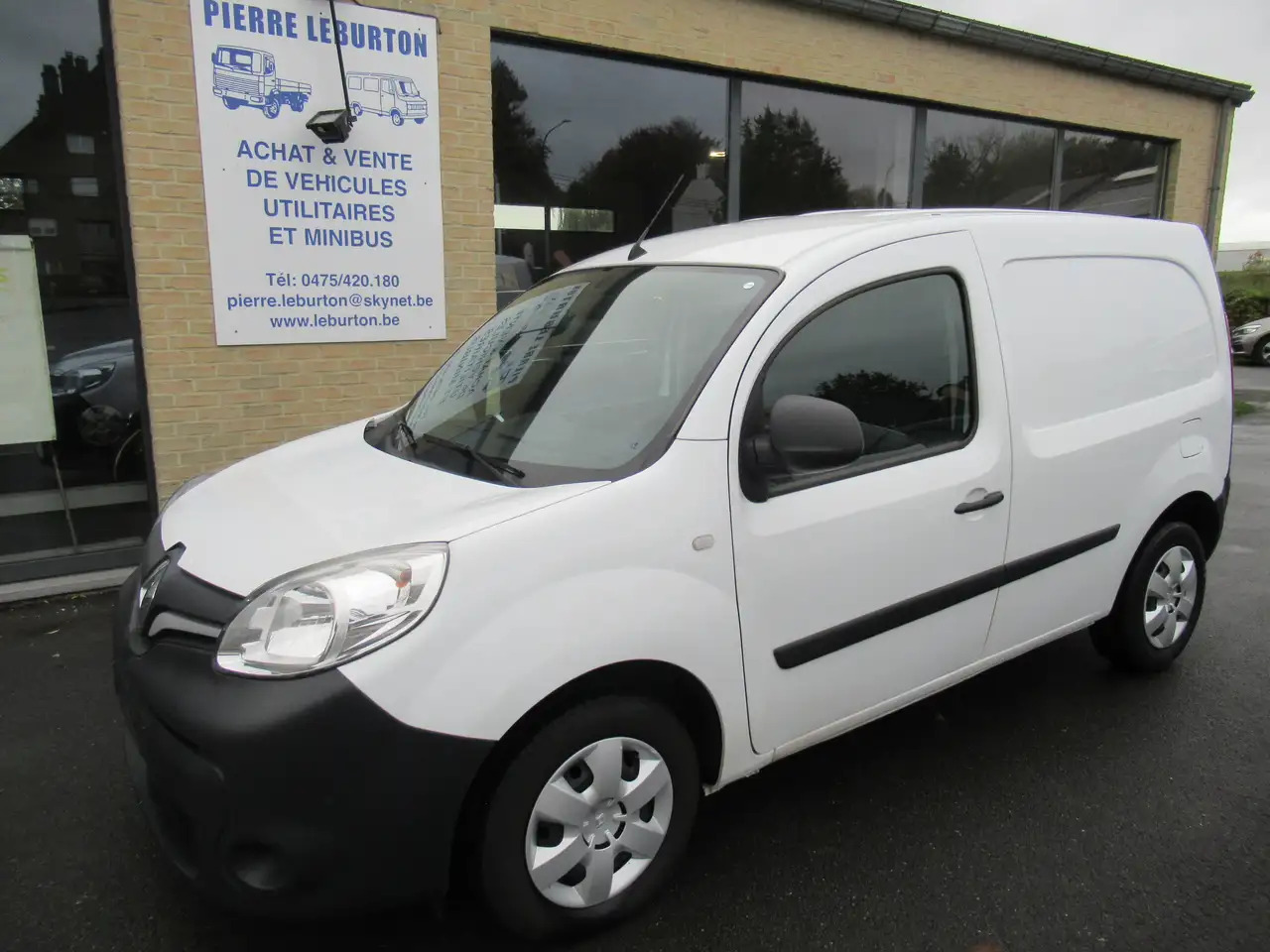 Renault Kangoo 15 DCI GRAND CONFORT CLIM 8250€+TVA/BTW - Små varebil: billede 1 Renault Kangoo 15 DCI GRAND CONFORT CLIM 8250€+TVA/BTW - Små varebil: billede 1