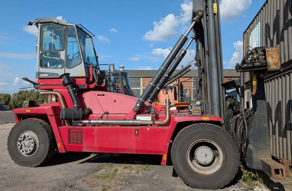 Kalmar DCF100-45E7 - Gaffeltruck til containerhåndtering: billede 2 Kalmar DCF100-45E7 - Gaffeltruck til containerhåndtering: billede 2
