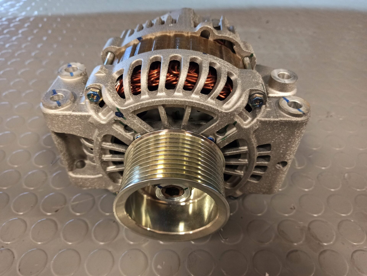 SCANIA ALTERNATOR - 2398370 - Generator for Lastbil: billede 1 SCANIA ALTERNATOR - 2398370 - Generator for Lastbil: billede 1