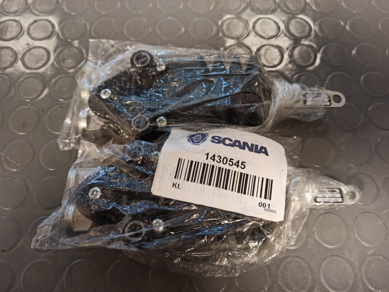 SCANIA CONTROL VALVE 1430545 - Førerhus og interiør for Lastbil: billede 2 SCANIA CONTROL VALVE 1430545 - Førerhus og interiør for Lastbil: billede 2