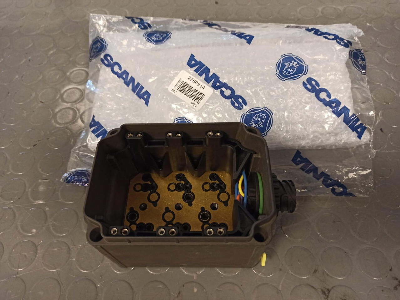 SCANIA VALVE HOUSING 2760914 - Gearkasse og reservedele for Lastbil: billede 2 SCANIA VALVE HOUSING 2760914 - Gearkasse og reservedele for Lastbil: billede 2