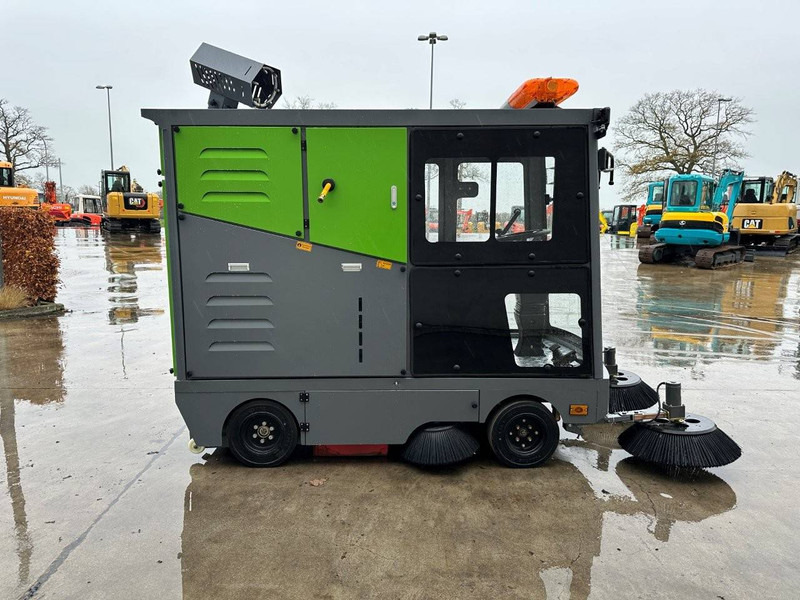 Å koda DY2400 - Fejebil: billede 4 Å koda DY2400 - Fejebil: billede 4