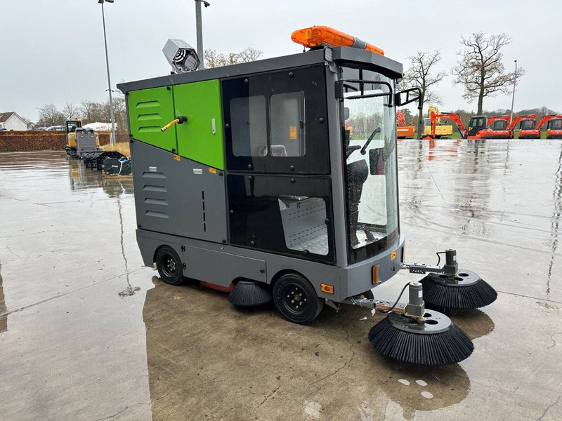 Å koda DY2400 - Fejebil: billede 3 Å koda DY2400 - Fejebil: billede 3