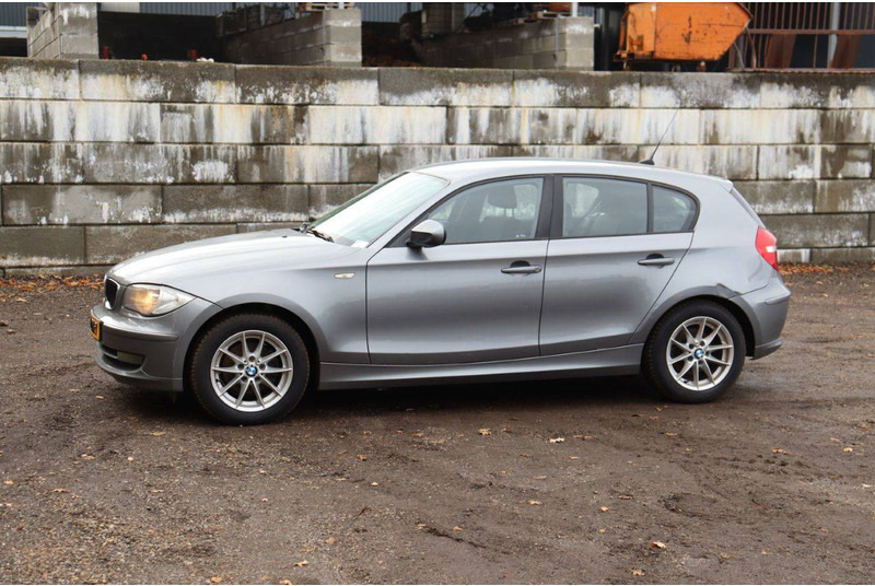 BMW 1 Serie 116i - Sedan: billede 1 BMW 1 Serie 116i - Sedan: billede 1