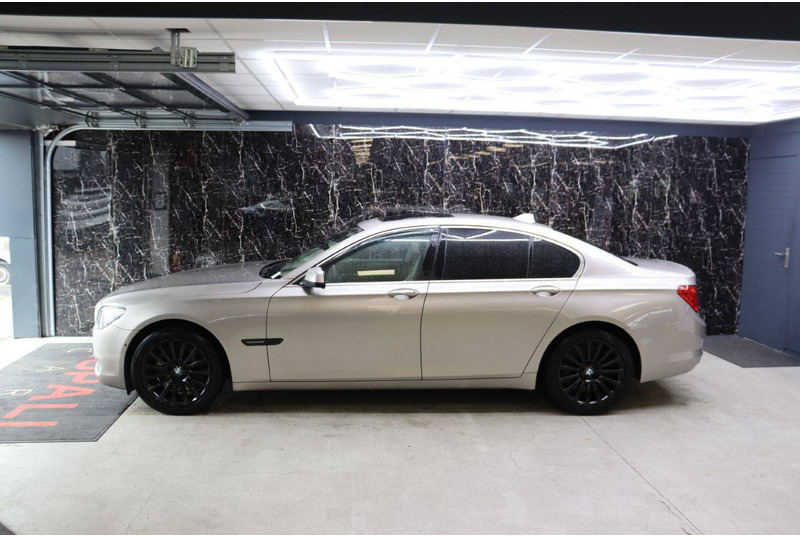 BMW 7 Serie 750i XDRIVE - Sedan: billede 2 BMW 7 Serie 750i XDRIVE - Sedan: billede 2