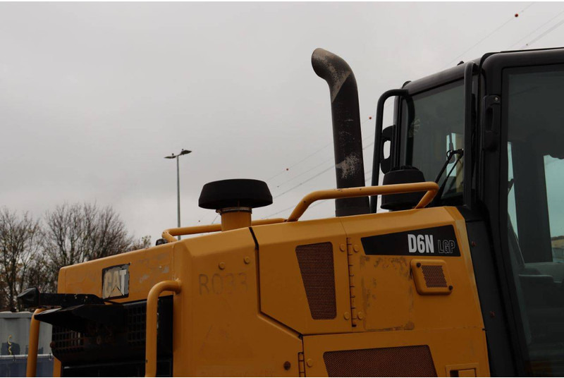 Bulldozer Caterpillar D6N LGP: billede 16