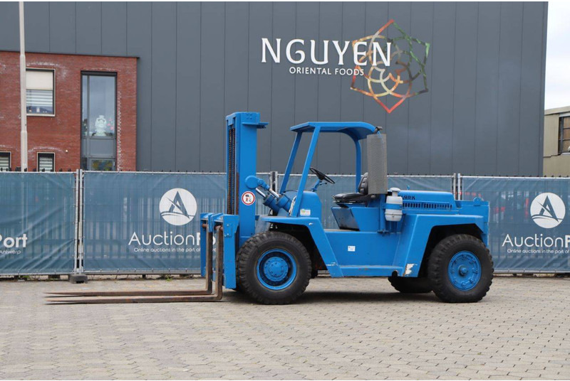 Clark DCY 160 - Diesel gaffeltruck: billede 1 Clark DCY 160 - Diesel gaffeltruck: billede 1