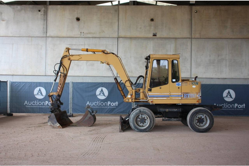 Etec 808 - Hjulgravemaskine: billede 2 Etec 808 - Hjulgravemaskine: billede 2