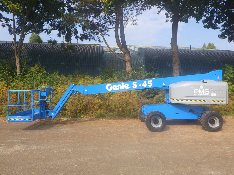 Genie S-45 - Teleskoplift: billede 1 Genie S-45 - Teleskoplift: billede 1