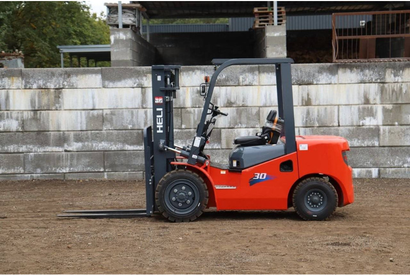 Heli CPCD30 - Diesel gaffeltruck: billede 2 Heli CPCD30 - Diesel gaffeltruck: billede 2