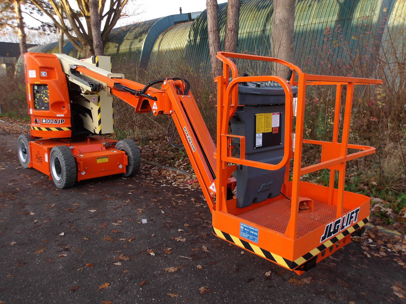 JLG E300AJP - Bomlift: billede 3 JLG E300AJP - Bomlift: billede 3