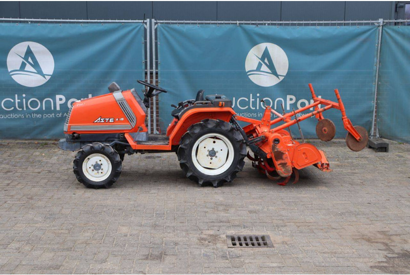 Kubota A-15 - Traktor: billede 2 Kubota A-15 - Traktor: billede 2