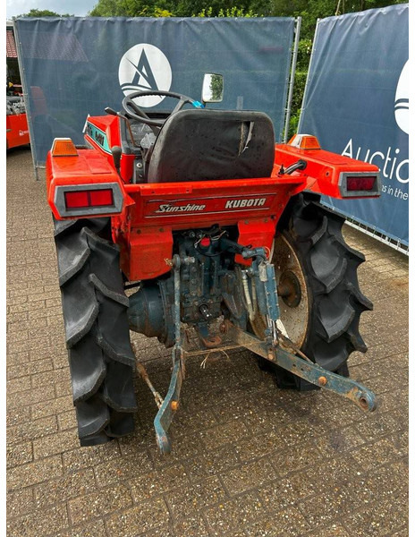 Kubota B1-14D - Traktor: billede 3 Kubota B1-14D - Traktor: billede 3