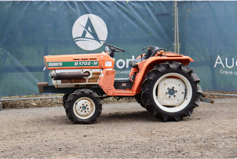 Kubota B1702-M - Traktor: billede 1 Kubota B1702-M - Traktor: billede 1