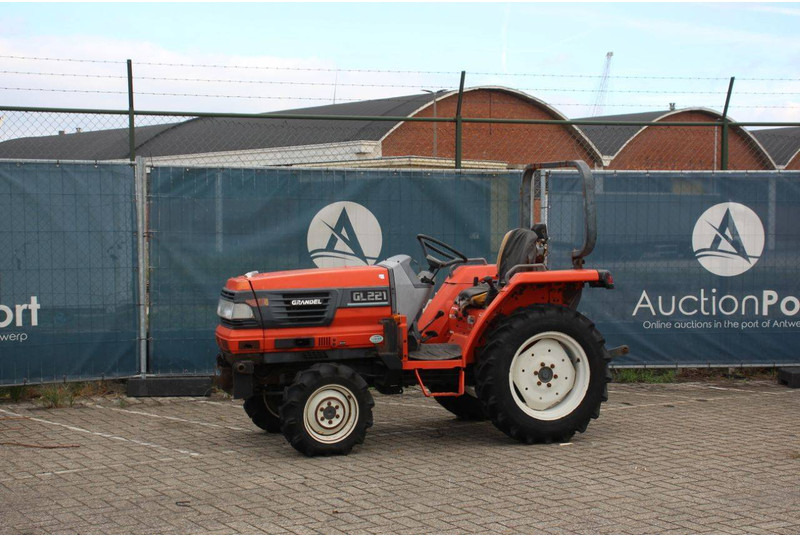 Kubota GRANDEL GL221 - Traktor: billede 1 Kubota GRANDEL GL221 - Traktor: billede 1