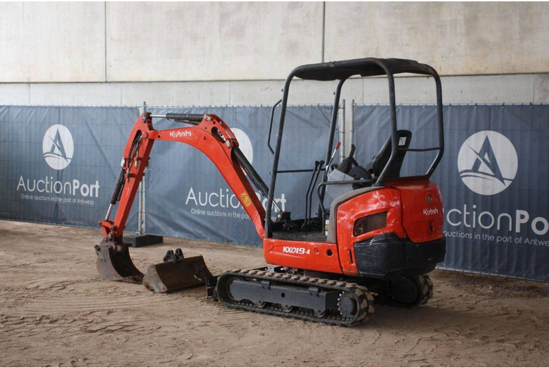 Kubota KX019-4 - Minigravemaskine: billede 3 Kubota KX019-4 - Minigravemaskine: billede 3